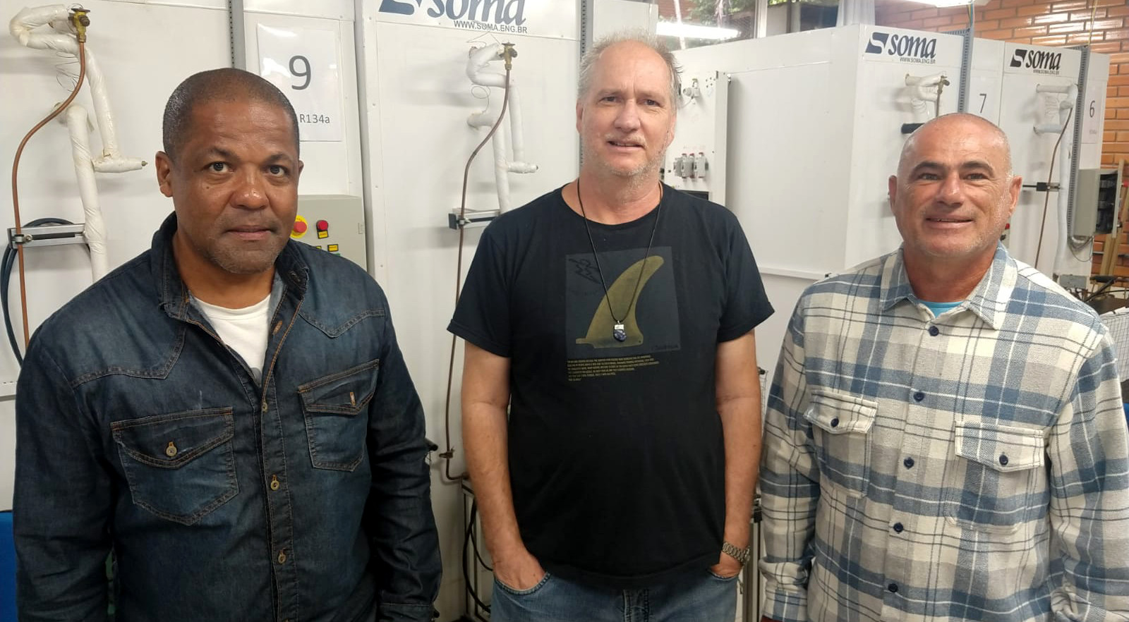 (da esquerda para a direita) Marcelo, Rogério e Anastácio são professores da área de Refrigeração e Climatização do Câmpus São José