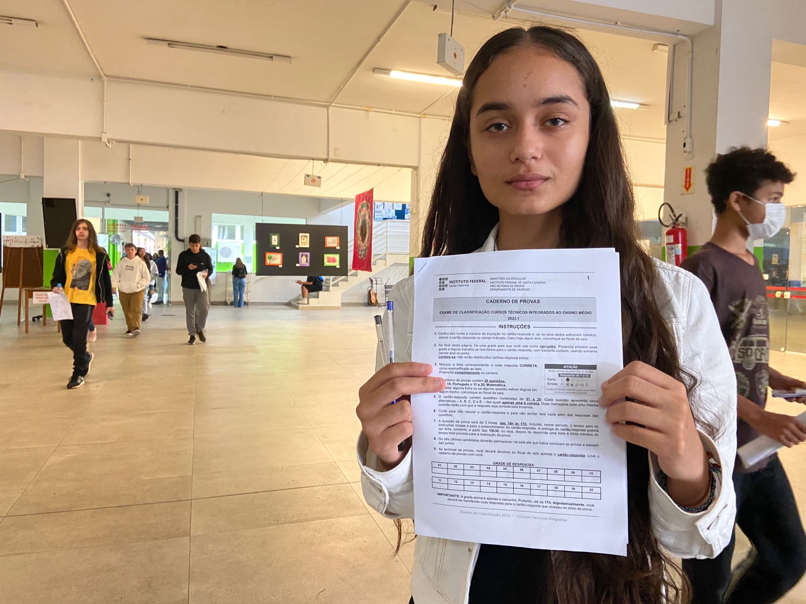 Ana Clara Olavo, de 15 anos, saiu confiante da prova no Câmpus Florianópolis.