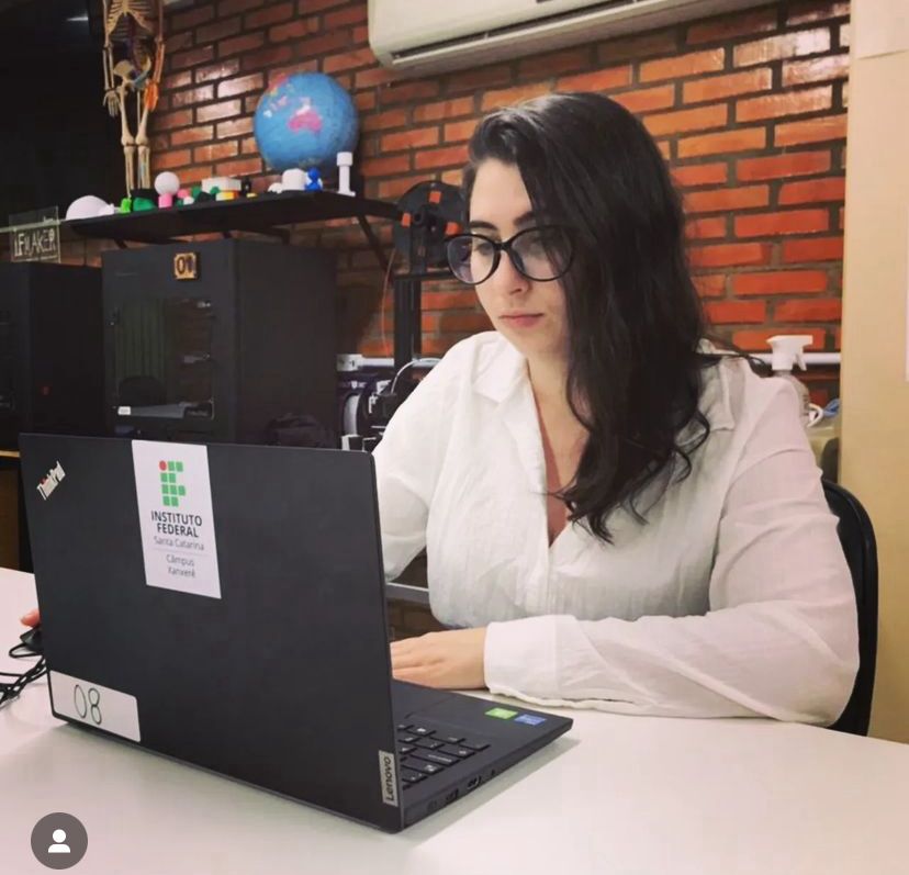 Estudante Leticia Maciel de Souza, do segundo semestre de Engenharia Mecânica, do Câmpus Xanxerê, irá apresentar trabalho em São Paulo