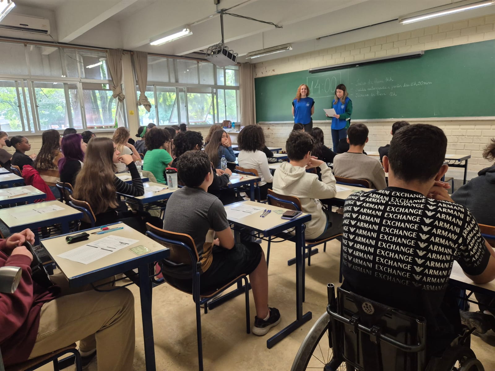 Estudantes fazem prova em Florianópolis, na UFSC I Foto: Carla Algeri