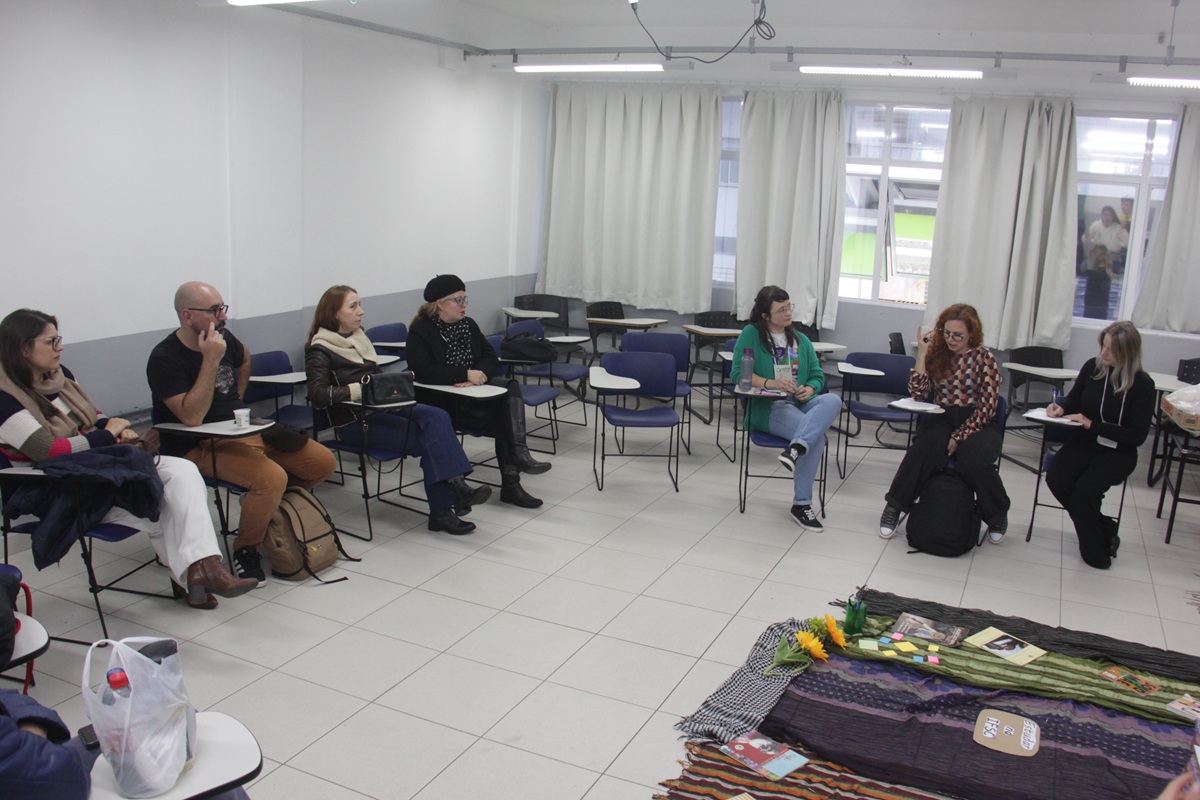 Roda de conversa sobre as mães estudantes