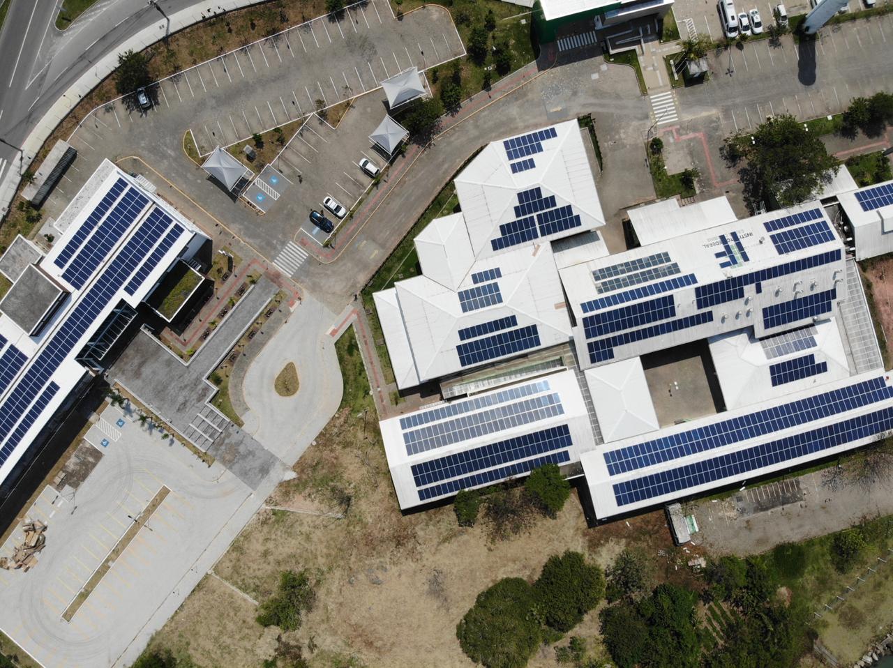 Sistema de geração de energia solar Câmpus Florianópolis-Continente/Reitoria será inaugurado dia 26 / Divulgação IFSC