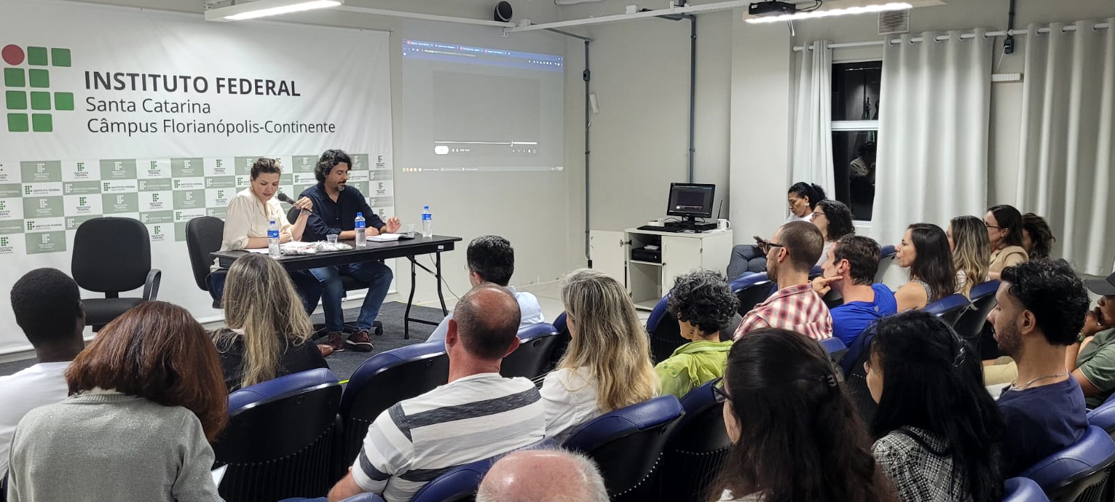 Estudantes, servidores e comunidade externa participaram das atividades
