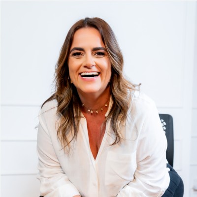 A roda de conversa será com Marion Souza, produtora de eventos com 27 anos de experiência no mercado (Foto: perfil pessoal de Marion no LinkedIn)