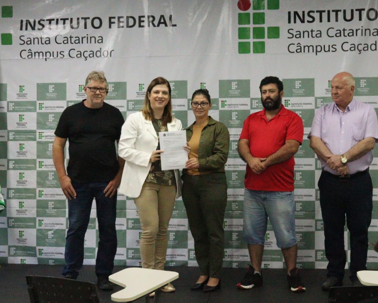 Entrega da emenda parlamentar no Câmpus Caçador