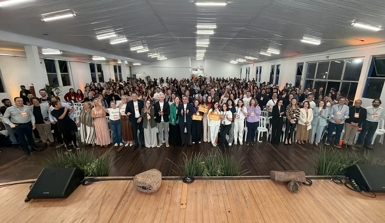 Cerimônia de abertura foi realizado no Parque das Araucárias e reuniu servidores e estudantes de todos os câmpus do IFSC