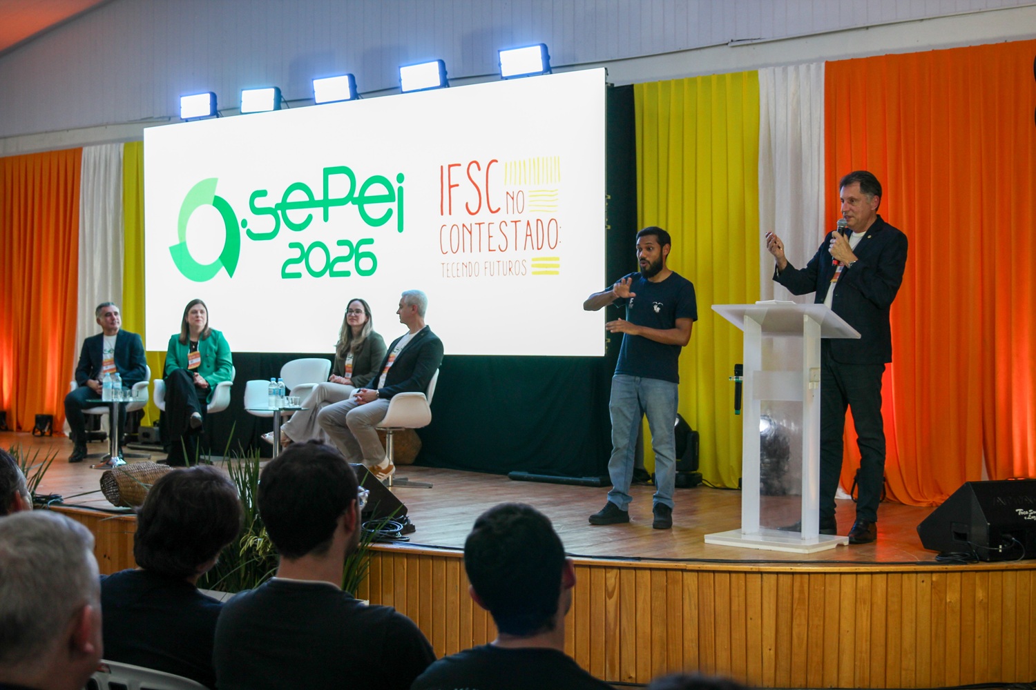 Reitor Zízimo Moreira Filho relembrou trajetória do IFSC e a importância de valorizar a cultura local