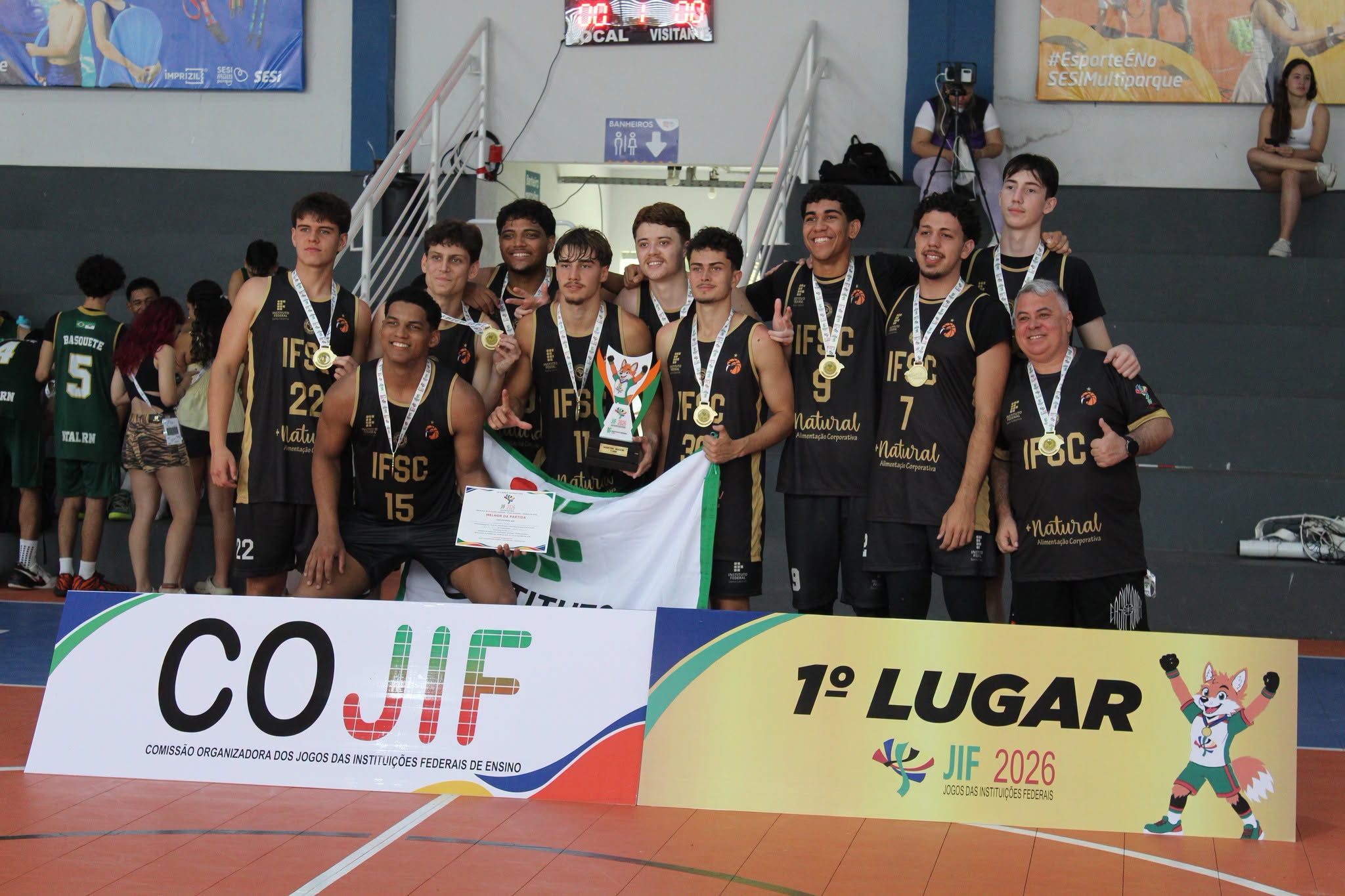 Basquete masculino conquistou o ouro (Foto: IFG)